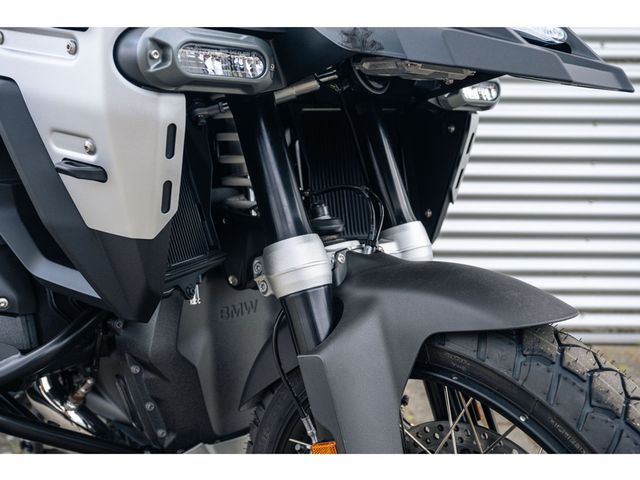 bmw - r-1300-gs-adventure