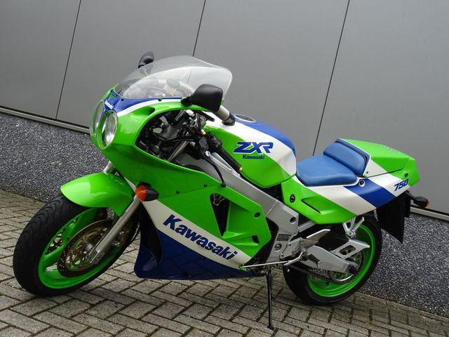 kawasaki - zxr-750