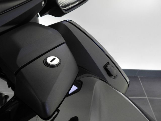 bmw - r-1250-rt