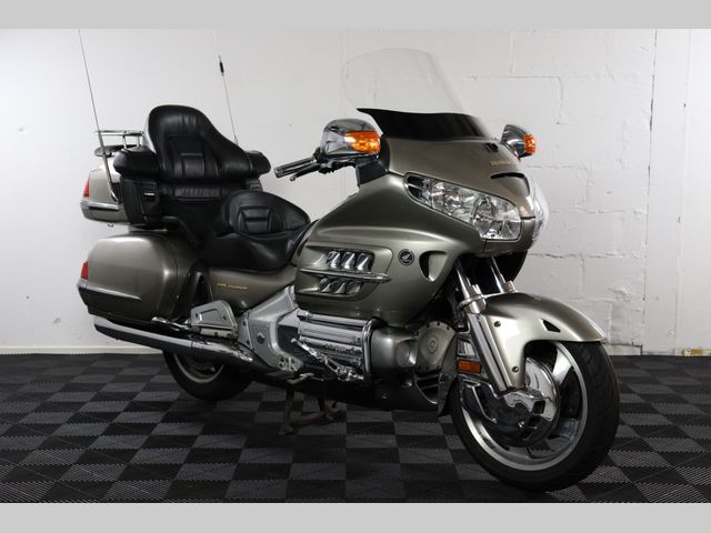 honda - gl-1800-goldwing-abs