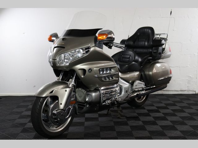 honda - gl-1800-goldwing-abs