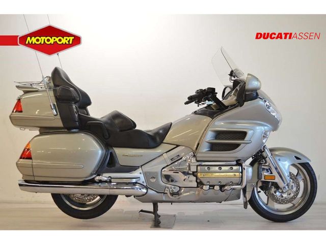 honda - gl-1800-goldwing-abs