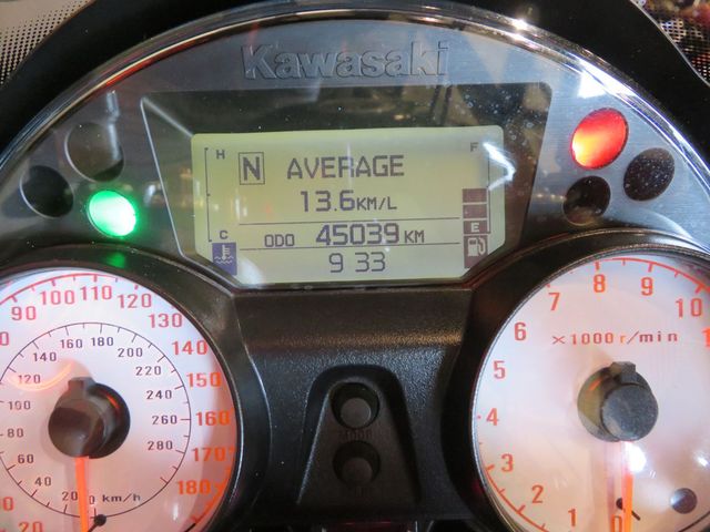 kawasaki - zzr-1400
