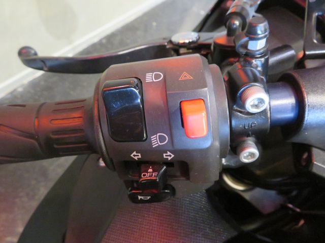 kawasaki - zzr-1400