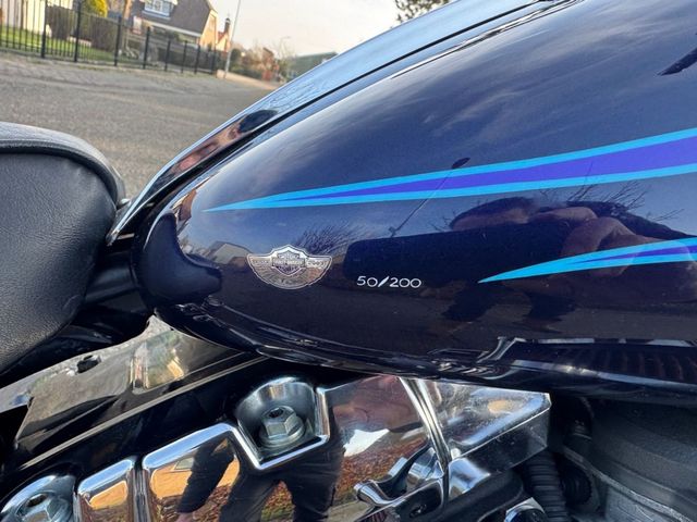 harley-davidson - softail-heritage-classic-114