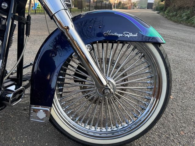 harley-davidson - softail-heritage-classic-114