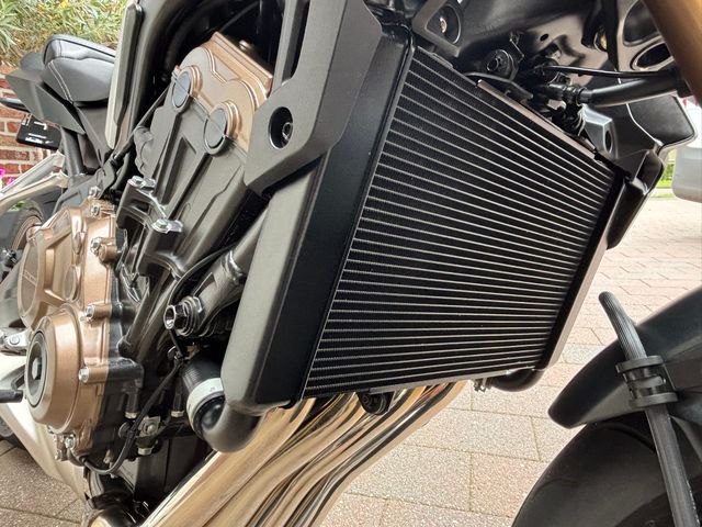 honda - cb-650-r-neo-sports-cafe