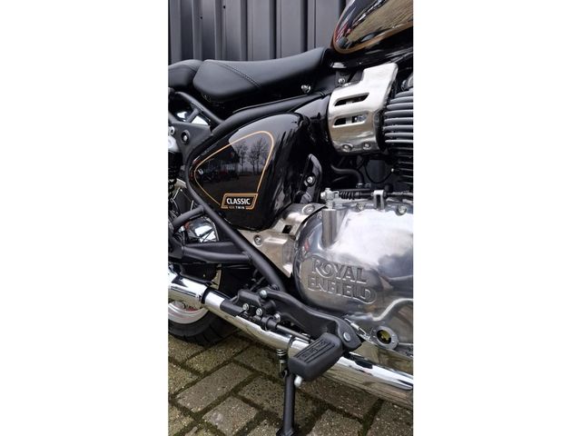 royal-enfield - classic-650