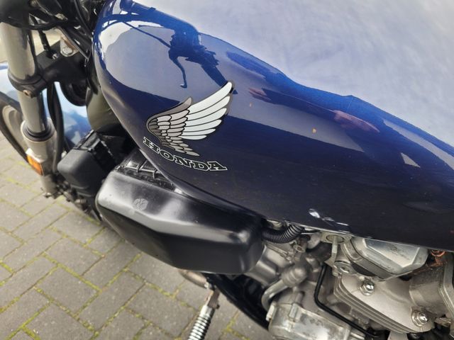 honda - vf-700-c-supermagna