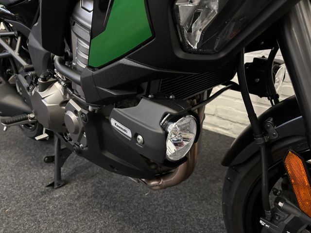 kawasaki - versys-1000-se-tourer--