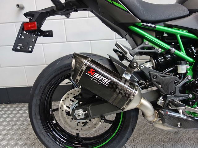 kawasaki - z900-performance