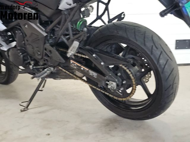 kawasaki - versys-650-abs