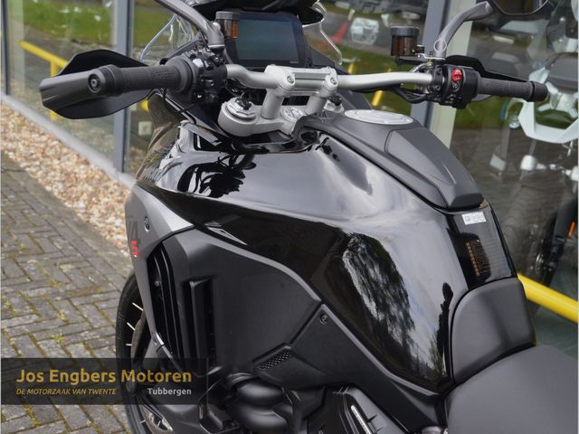 ducati - multistrada-v4-s