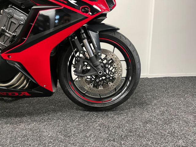 honda - cbr-650-r