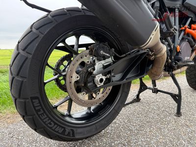 KTM 1290 SUPER ADVENTURE S – foto 4
