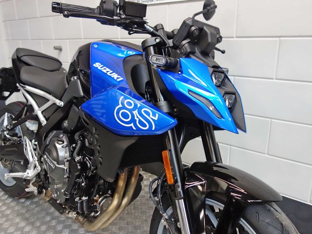 suzuki - gsx-8s