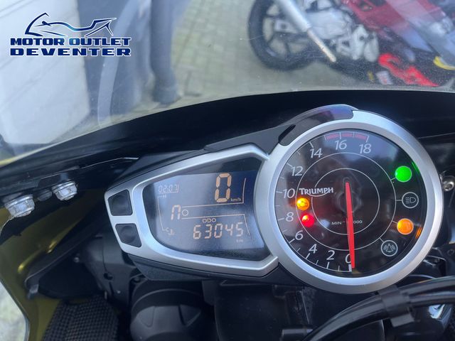 triumph - daytona-675