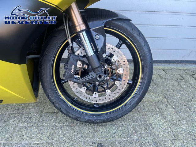 triumph - daytona-675
