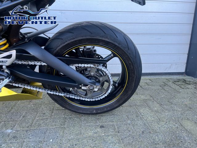 triumph - daytona-675