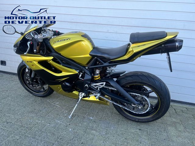 triumph - daytona-675