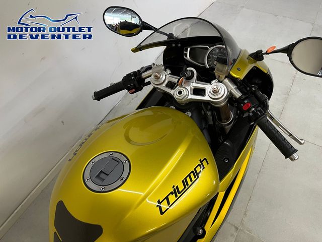 triumph - daytona-675