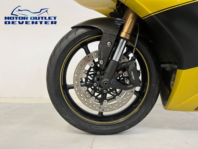 triumph - daytona-675