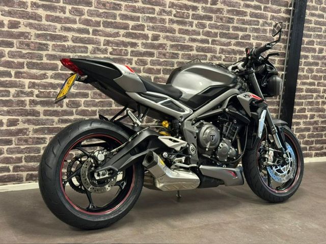triumph - street-triple-rs