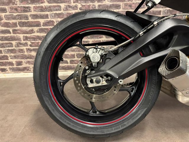 triumph - street-triple-rs