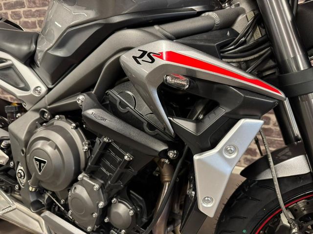 triumph - street-triple-rs