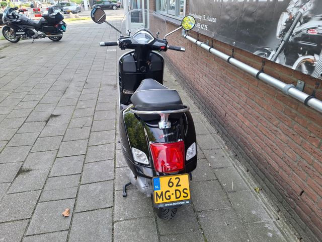 vespa - gts-super-300-abs
