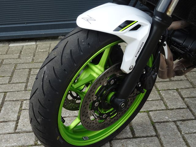 kawasaki - z650