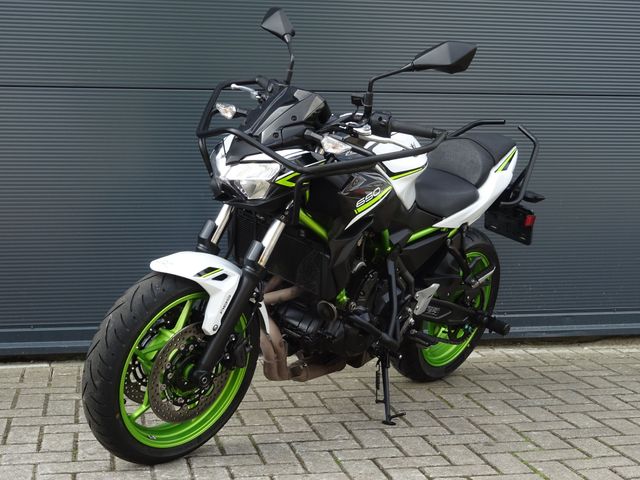 kawasaki - z650
