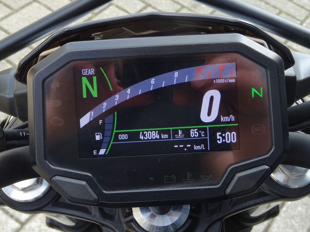 kawasaki - z650