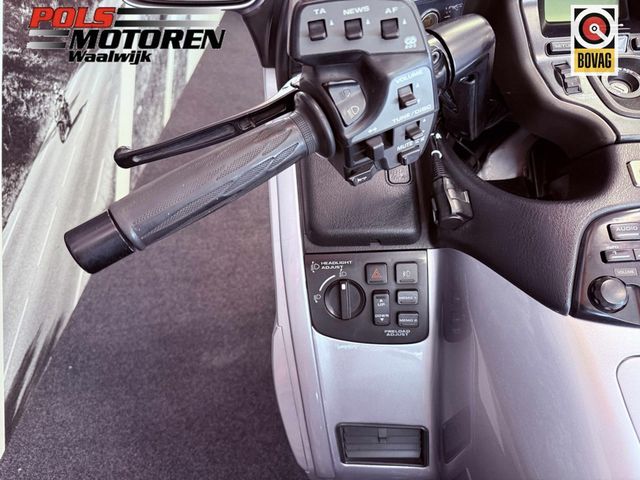 honda - gl-1800-goldwing