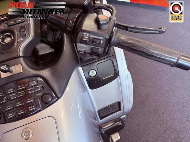 honda - gl-1800-goldwing