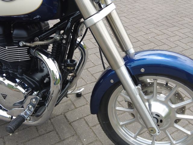 triumph - bonneville-america