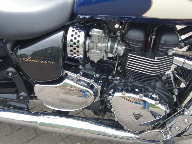 triumph - bonneville-america