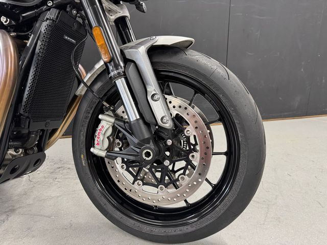 triumph - speed-twin-1200