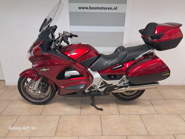 honda - st-1100-pan-european-cbs-abs-tcs