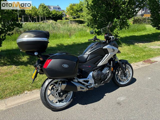 honda - nc-750-x-abs