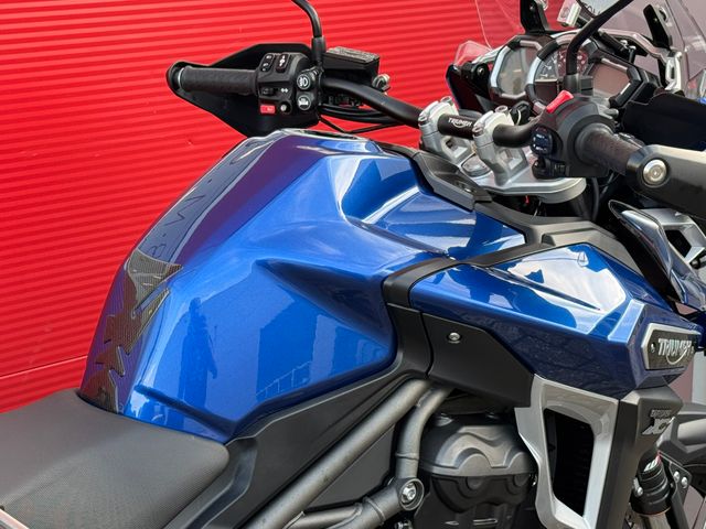 triumph - tiger-1200-xcx