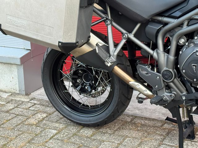 triumph - tiger-1200-xcx