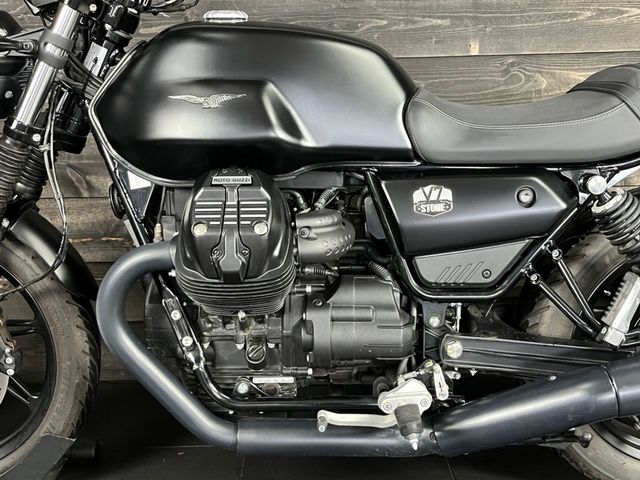 moto-guzzi - v-7-stone-850