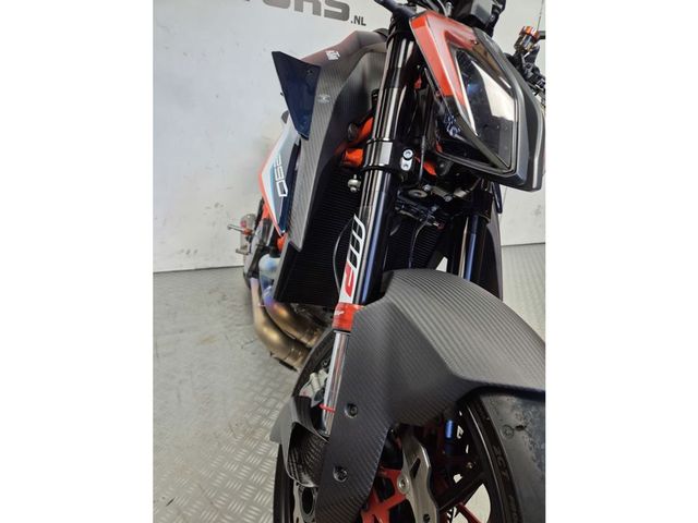 ktm - 1290-super-duke-rr