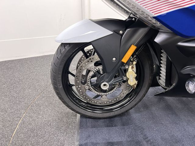bmw - k-1600-gt
