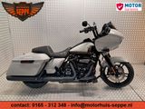 HARLEY-DAVIDSON ROAD GLIDE