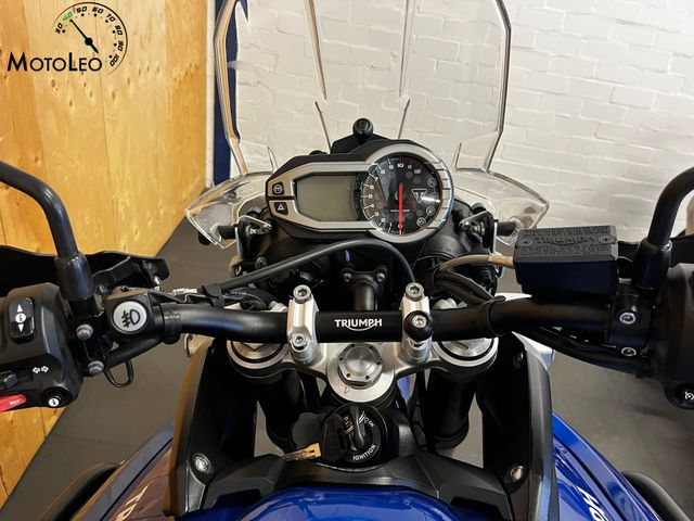 triumph - tiger-800-xrx