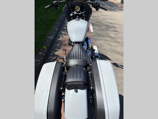 harley-davidson - street-bob