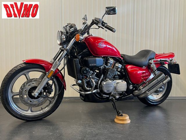 honda - vf-700-c-supermagna