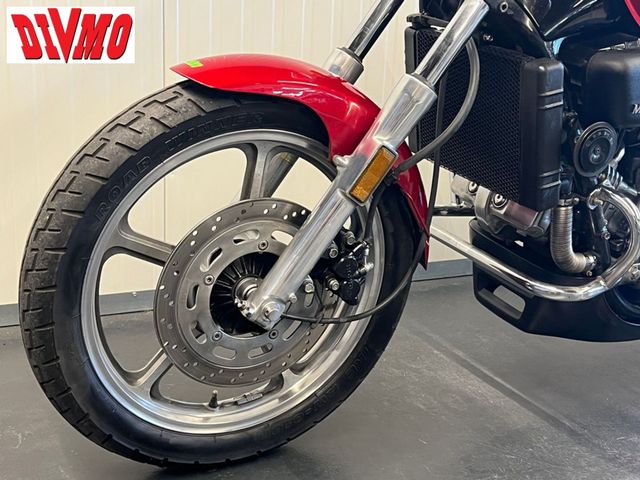 honda - vf-700-c-supermagna